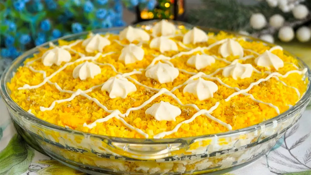 Madonos salotos su vištiena ir ananasais: švenčių hitas.