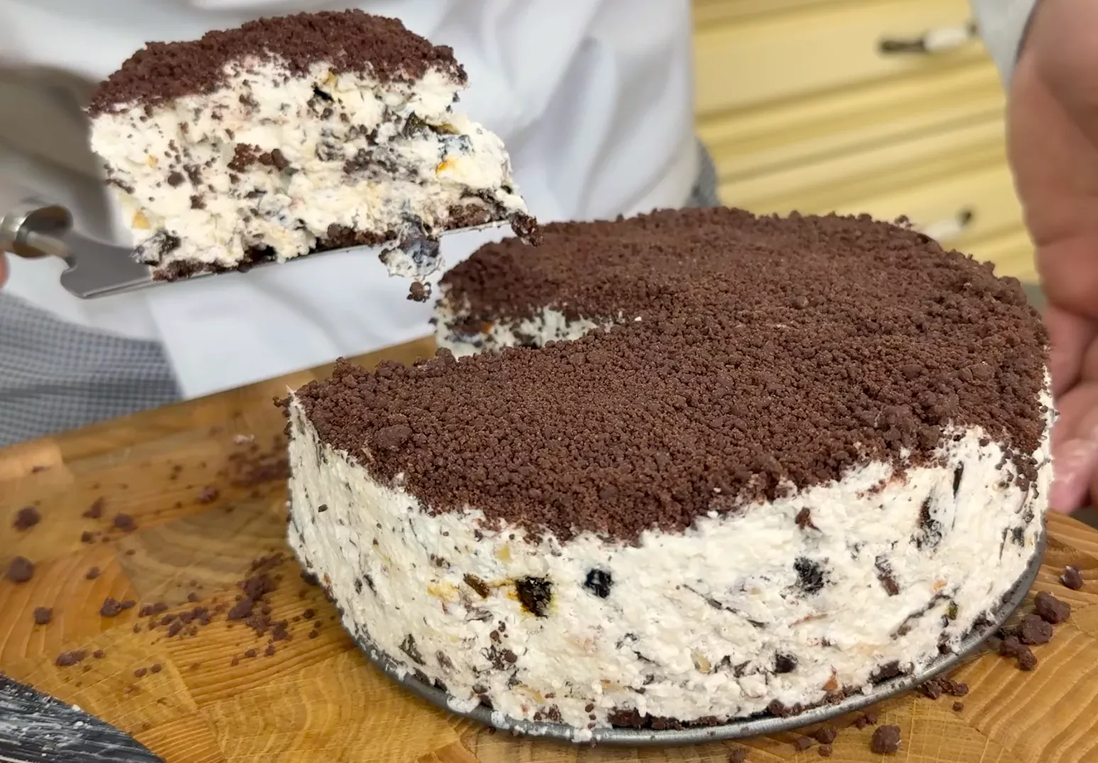 Aš naudoju grietinę ir slyvas! Kiekvienais metais kepu „šventinį“ pyragą be orkaitės!