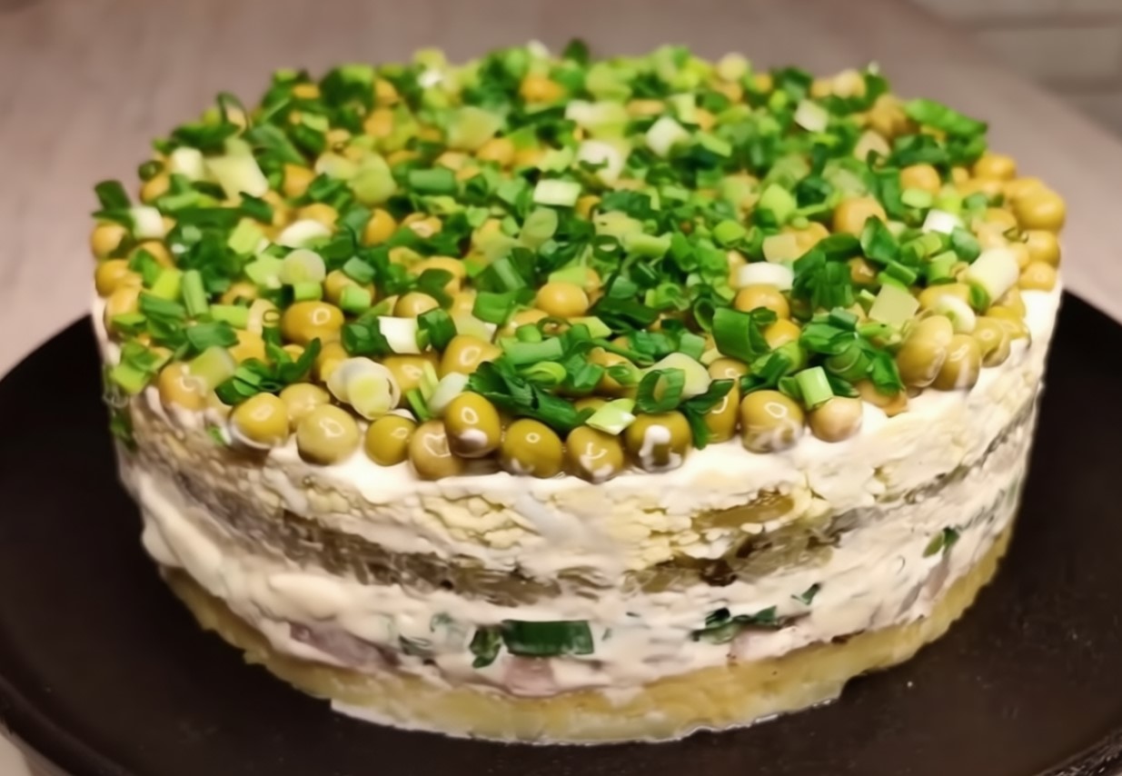 Pamirškite klasiką: „New Shuba” – tai slaptos salotos, kurios jūsų šventinį stalą praturtins neįtikėtinu skoniu!