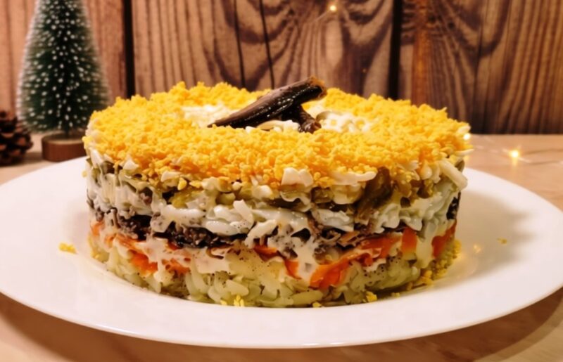 Праздничный салат "Любимчик" - лучший, среди блюд на Новогодний стол 2026!