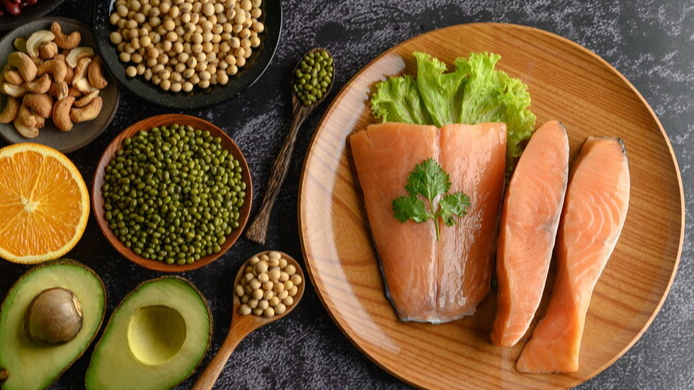 Pašalinkite juos iš savo mitybos raciono – kokie maisto produktai didina cholesterolio kiekį