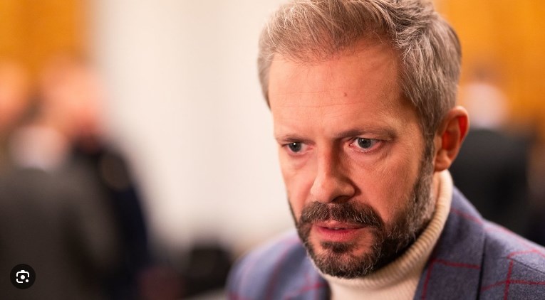 Andrius Tapinas pranešė liūdną žinią