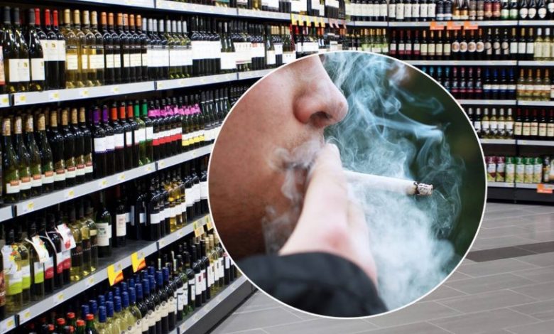 Pasirodo štai kiek 2026 m. brangs alkoholis ir cigaretės: kainos kils ir 11 eurų?