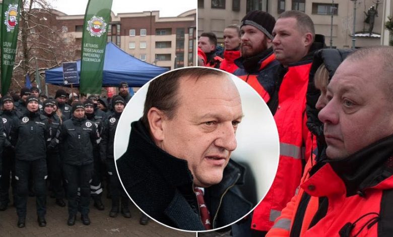 Tai ką sudainavo pareigūnams Vladislavas Kondratovičius šokiravo Lietuvos visuomenę