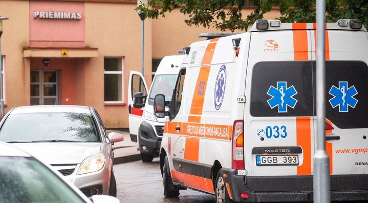 Nesistebėkite, net jei esate apdraustas: gydymo įstaiga už tai paprašys susimokėti