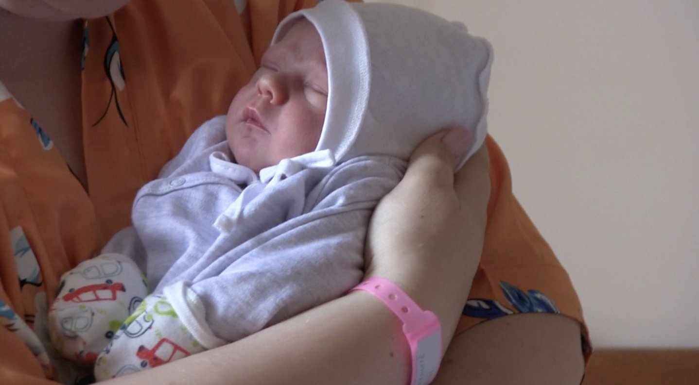 Lietuvės gimdo vis rečiau ir vėliau: „Gerai gyvenam ir nenorim aukotis“