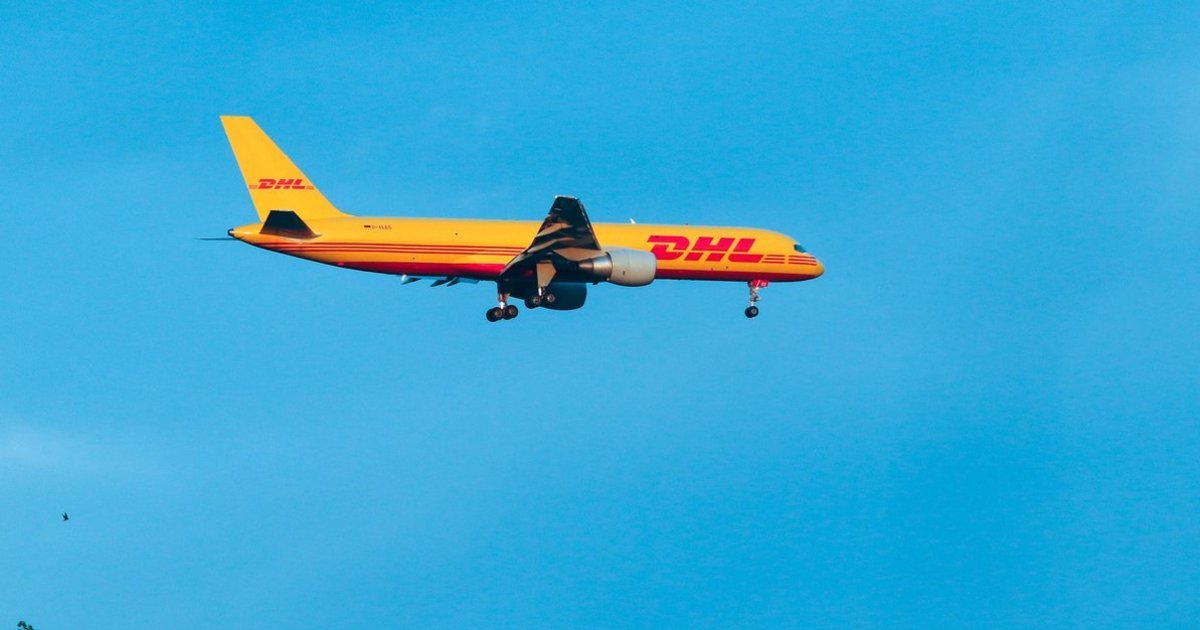 Padegamųjų siuntų byloje apklaustas vienas DHL vadovų: pasisekė, kad lėktuvas vėlavo