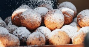 Atskleidė burnoje tirpstančių autentiškų Kauno spurgų receptą: skonis nukels į vaikystę