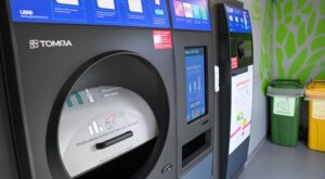 Tokio taromato dar nebuvo – vienu ypu praryja 100 butelių
