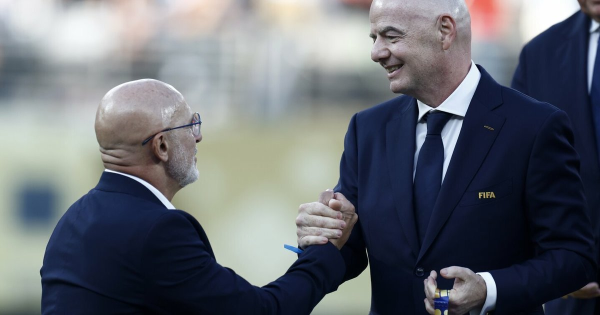 UEFA pateikė ultimatumą FIFA prezidentui: reikalauja atsistatydinimo