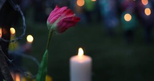 Vėžys pasiglemžė vos 22-ejų influencerės gyvybę: parodė jos priešmirtinį laišką