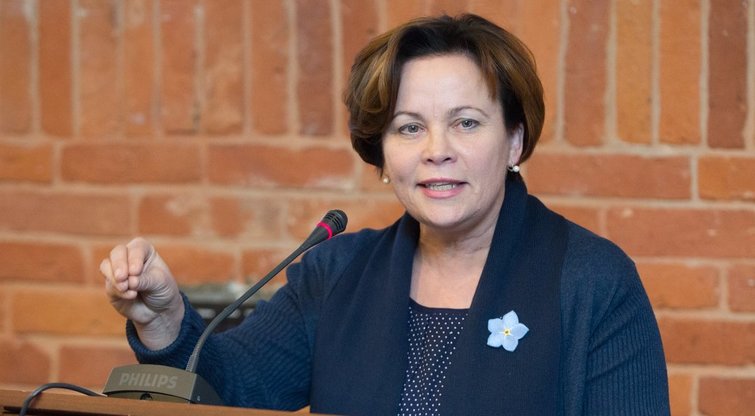 Juknevičienė rėžė apie Nausėdą: „Jis stovi ant kelio kaip užvirtęs medis”