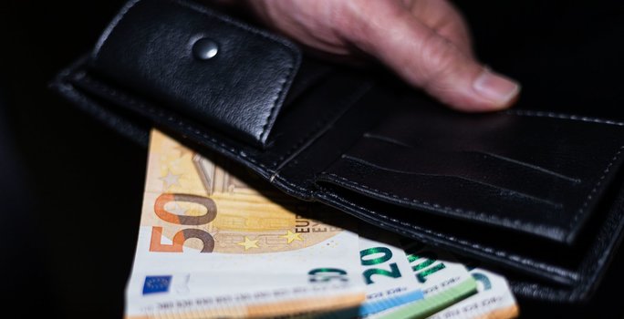 Lietuvai artėja brangi žiema – laukia šildymo, elektros ir degalų brangimas: „Turime pasiruošti visi“