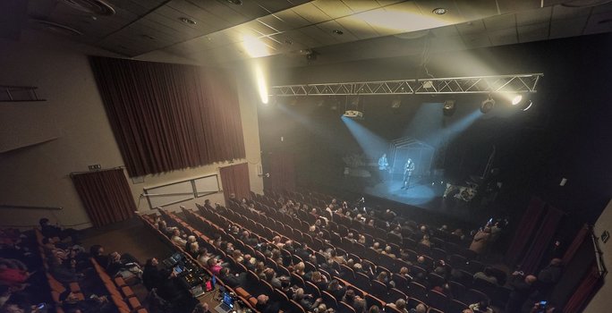 Dalios Tamulevičiūtės profesionalių teatrų festivalis Varėnoje ieškos atsakymo į klausimą, kas tarp mūsų lieka nepasakyta
